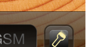 Zamiana przycisku aparatu na lock screenie iOS 5 na dowolna inną aplikację
